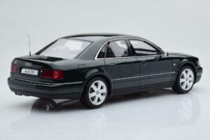 Audi S8 D2 Verde Otto 1:18 OT916 Rășină - imaginea 2 din 6