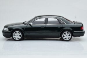 Audi S8 D2 Verde Otto 1:18 OT916 Rășină - imaginea 3 din 6