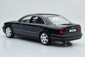 Audi S8 D2 Verde Otto 1:18 OT916 Rășină - imaginea 5 din 6