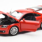 Audi TT 8J Roșu Metalic Minichamps 1:18 - image 2 of 8