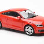 Audi TT 8J Roșu Metalic Minichamps 1:18 - image 6 of 8