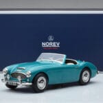 Austin-Healey 3000 Mk1 Roadster Norev 1:18 182600 Metal - image 6 of 6