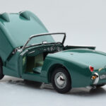 Austin-Healey Sprite Verde Kyosho 1:18 - image 3 of 8