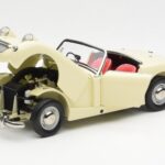 Austin-Healey Sprite Mk I Open Old English Alb Kyosho 1:18 08953EW - image 2 of 8