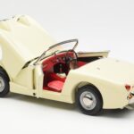 Austin-Healey Sprite Mk I Open Old English Alb Kyosho 1:18 08953EW - image 5 of 8