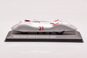Auto Union Stromlinie #31 AVUS 1937 Argintiu Minichamps 1:43