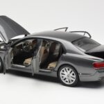 Bentley Flying Spur W12 Granite Gri Kyosho 1:18 08891GN - image 5 of 8