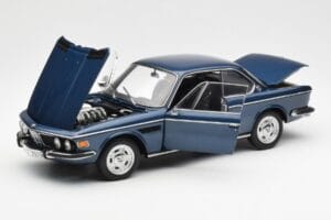 BMW 3.0 CSi E9 Albastru Metalizat AUTOart 1:18 70672 Metal - imaginea 2 din 8