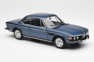 BMW 3.0 CSi E9 Albastru Metalizat AUTOart 1:18 70672 Metal - imaginea 6 din 8