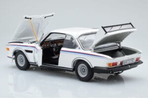 BMW 3.0 CSL E9 Alb Dealer Edition Minichamps 1:18 80435A5D020 Metal - imaginea 4 din 7
