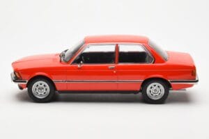 BMW 318 E21 Roșu KK-Scale 1:18 KKDC180041 Metal - imaginea 3 din 6