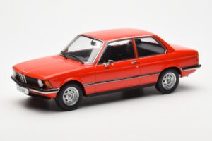BMW 318 E21 Roșu KK-Scale 1:18 KKDC180041