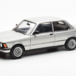 BMW 323i E21 Aspen Argintiu AUTOart 1:18