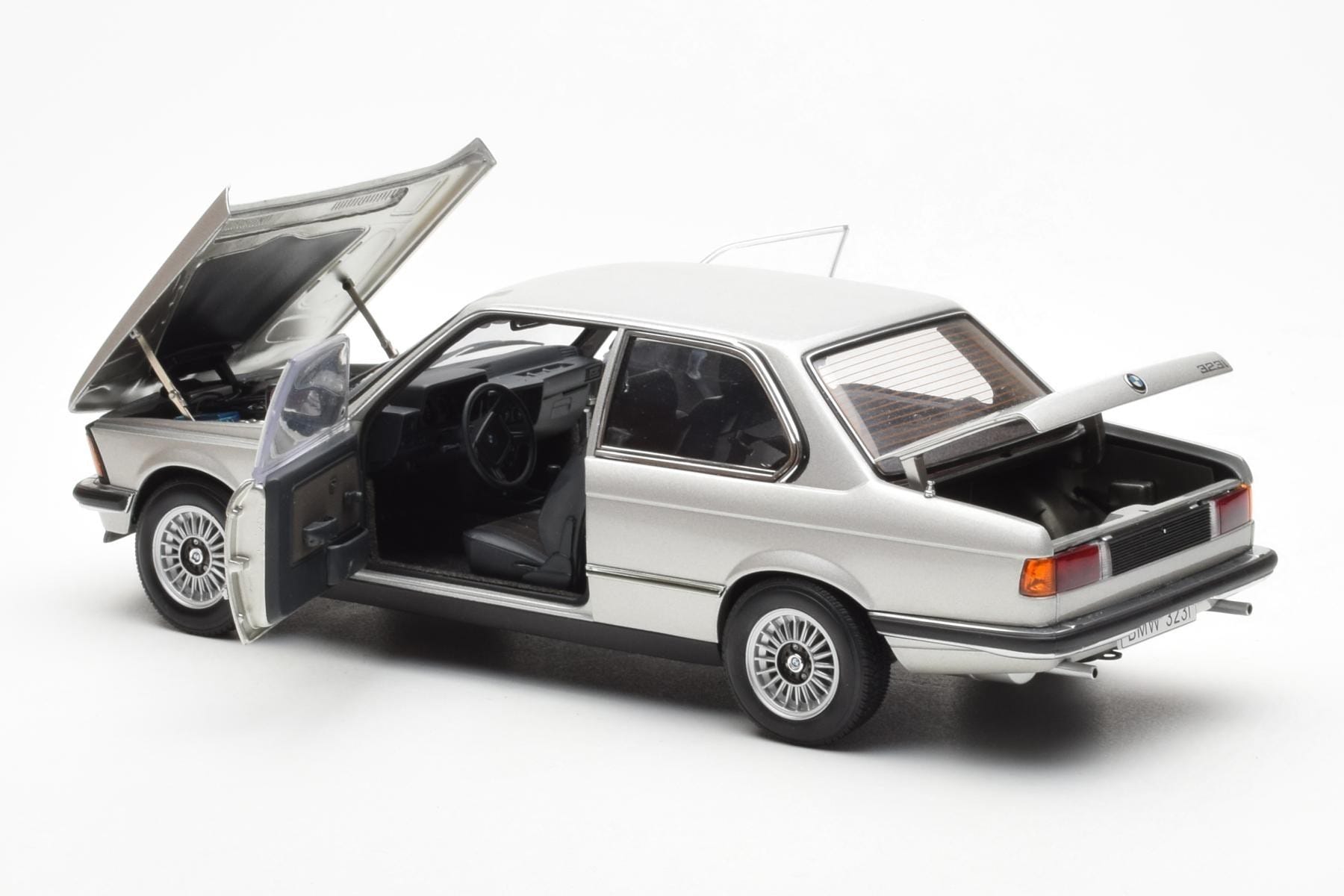 BMW 323i E21 Aspen Argintiu AUTOart 1:18 80430433552 Metal - imaginea 5 din 8