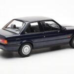 BMW 325i E30 Albastru Metalic Norev 1:18 - image 2 of 6