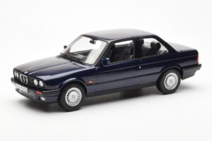BMW 325i E30 Albastru Metalic Norev 1:18