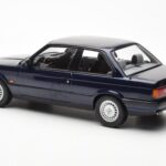 BMW 325i E30 Albastru Metalic Norev 1:18 - image 5 of 6