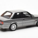 BMW 325i E30 Gri Metallic Otto 1:18 - image 2 of 6