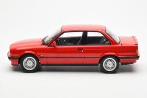 BMW 325i E30 Roșu Norev 1:18 183202 Metal - imaginea 3 din 6