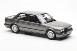 BMW 325i E30 Sedan Dolphin Gri Otto 1:18 OT819 Rășină - imaginea 4 din 6