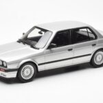 BMW 325i E30 Argintiu Otto 1:18 OT912