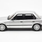 BMW 325i E30 Argintiu Otto 1:18 OT912 - image 3 of 6