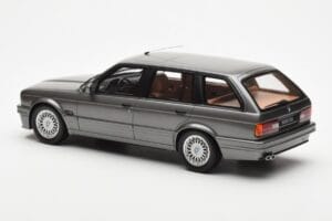 BMW 325i E30 Touring Gri Otto 1:18 OT929 Rășină - imaginea 5 din 6
