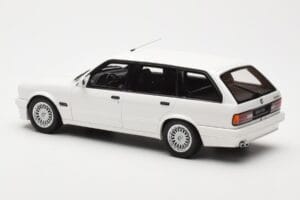 BMW 325i E30 Touring M Package Alb Otto 1:18 OT238 Rășină - imaginea 4 din 5