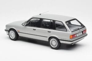 BMW 325i E30 Touring Argintiu Norev 1:18 183216 Metal - imaginea 5 din 6