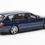 BMW 330i E46 Touring Albastru Otto 1:18 - image 2 of 6