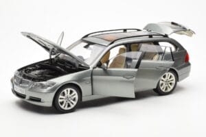 BMW 330i E91 Touring Gri Metallic Kyosho 1:18 80430394359 Metal - imaginea 2 din 8