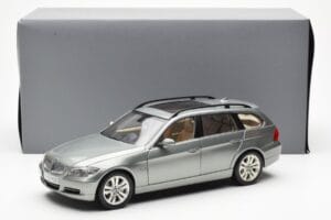 BMW 330i E91 Touring Gri Metallic Kyosho 1:18 80430394359 Metal - imaginea 8 din 8