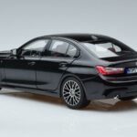 BMW 330i G20 Negru Metalizat Norev 1:18 183277 Metal - image 6 of 7