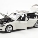 BMW 335i F31 Touring Alpine Alb Paragon 1:18 - image 2 of 8