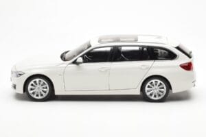 BMW 335i F31 Touring Alpine Alb Paragon 1:18 80432244242 Metal - imaginea 4 din 8