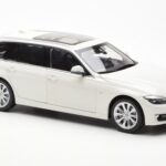 BMW 335i F31 Touring Alpine Alb Paragon 1:18 - image 6 of 8