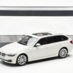 BMW 335i F31 Touring Alpine Alb Paragon 1:18 - image 8 of 8