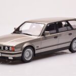 BMW 530i E34 Touring Gri Metalizat MCG 1:18