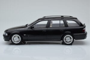 BMW 540 E39 Touring M Package Negru Otto 1:18 OT1013 Rășină - imaginea 3 din 6