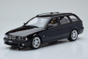 BMW 540 E39 Touring M Package Negru Otto 1:18