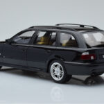 BMW 540 E39 Touring M Package Negru Otto 1:18 - image 5 of 6