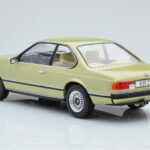 BMW 628 CSi E24 Verde Deschis MCG 1:18 - image 4 of 5