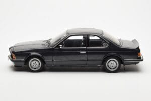BMW 635 CSi E24 Diamant Negru Metalic AUTOart 1:18 70521 Metal - imaginea 4 din 8