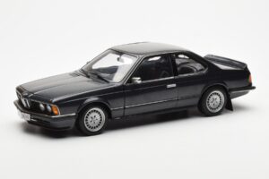 BMW 635 CSi E24 Diamant Negru Metalic AUTOart 1:18