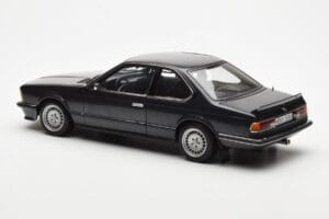 BMW 635 CSi E24 Diamant Negru Metalic AUTOart 1:18 70521 Metal - imaginea 7 din 8