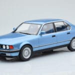 BMW 7 Series E32 730i Albastru MCG 1:18 MCG18160 Metal