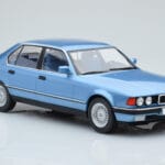 BMW 7 Series E32 730i Albastru MCG 1:18 MCG18160 Metal - image 3 of 5