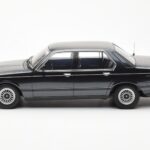 BMW 733i E23 Negru Metallic KK-Scale 1:18 - image 3 of 6