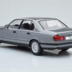 BMW 7 Series E32 740i Argintiu MCG 1:18 MCG18161 Metal - image 4 of 5