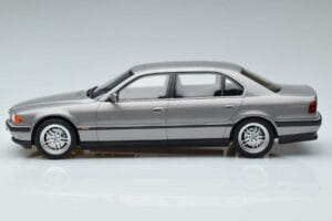 BMW 7 Series E38 750iL Otto 1:18 OT952 Rășină - imaginea 3 din 6